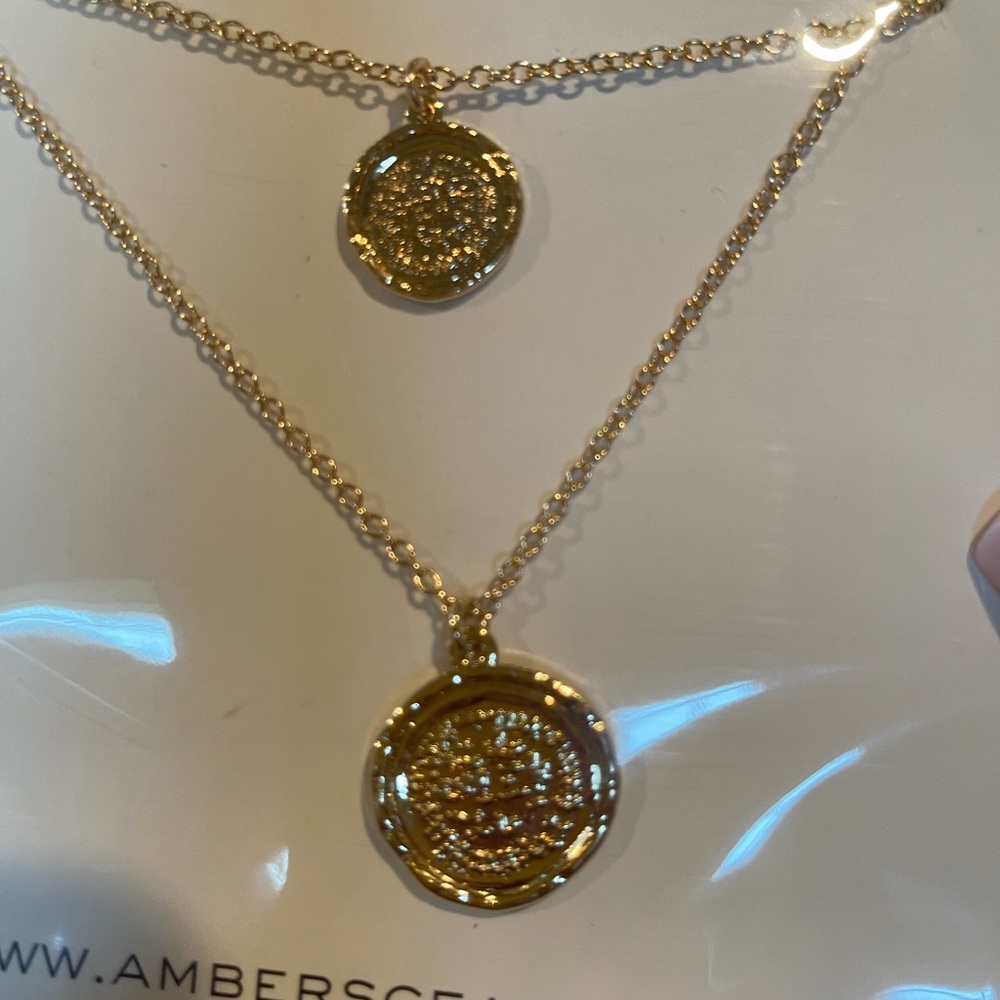 Amber sceats Gold coin necklace